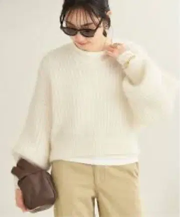 Plage 키드 모헤어 Mix 카타아제 V넥 풀오버