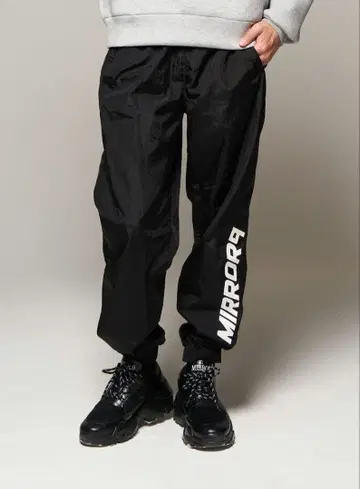 MIRROR9 이지 나일론 팬츠 M 사이즈