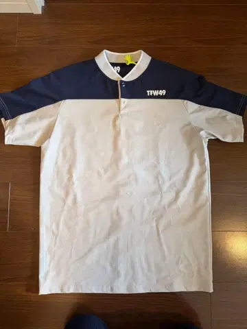 [ 미사용 새상품 ] TFW49 반팔 셔츠 L 사이즈
