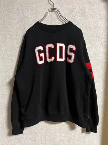 [ GCDS ] 로고 맨투맨 트레이닝복 블랙 S 크롭 기장