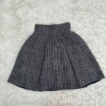 SNIDEL 스나이델 볼륨 미니 스커트 트위드 그레이