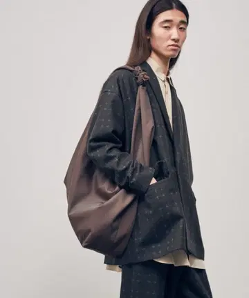 두르카마라 요소이키 토트백 브라운