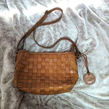 주케로 휠라토 숄더백