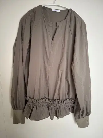 댄스킨 풀오버 L 사이즈 베이지