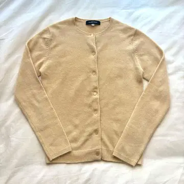 새상품급 캐시미어 100% 크루넥 베이지 가디건 사이즈 M