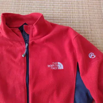 THE NORTH FACE 플리스 빨간색