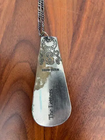 The Letters 슈 혼 목걸이