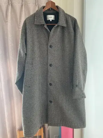 [ 새상품급 ] 체크 무늬 스텐카라 코트 M 사이즈