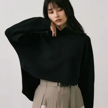 백 슬릿 돌먼 니트