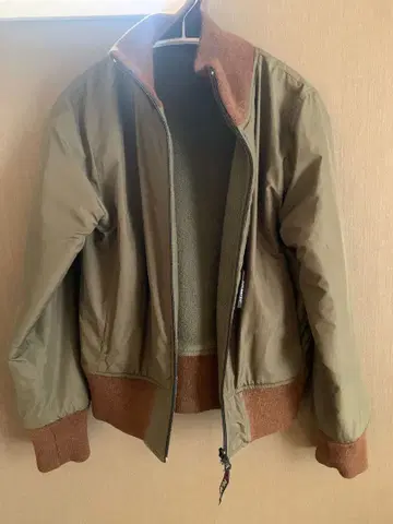 투모로우랜드 MACPHEE 폴라 테크 아우터