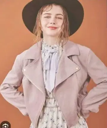 트란테안 자켓 아푸와이저 리셰 토코 클로젯 노엘라 좋아하시는 분께