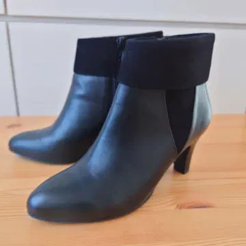 pitti 피티 숏부츠 23.0 EE