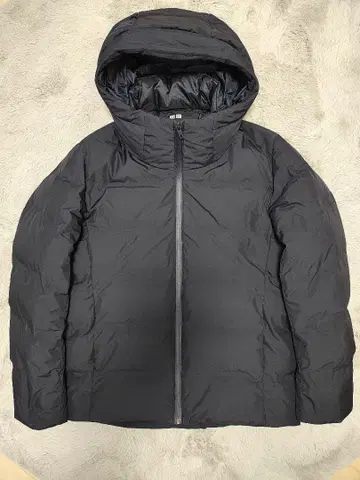 [ 초특가 ] UNIQLO 다운 자켓 M 사이즈