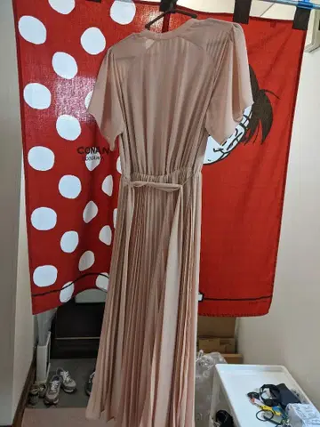 H&M 베이지 플리츠 반팔 원피스 XS