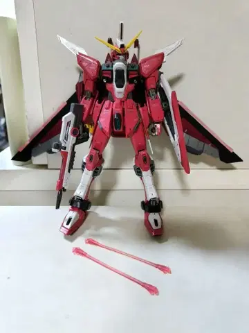 건담 MG 인피니트 저스티스