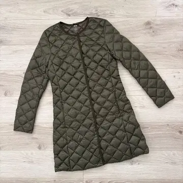 유니클로 울트라 라이트 다운 컴팩트 코트 S