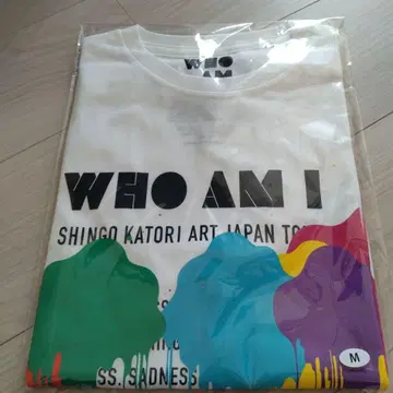 WHO AM I 티셔츠 M 사이즈