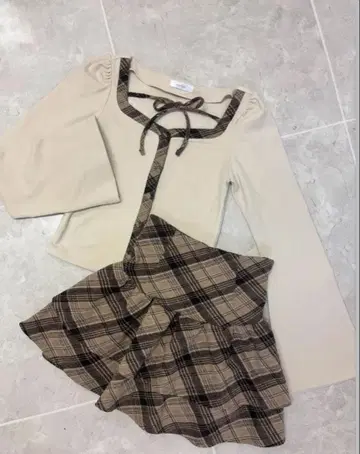 에블린 체크 컷 셋업