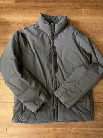 BEAUTY & YOUTH 코마츠 마테레 나일론 다운 자켓