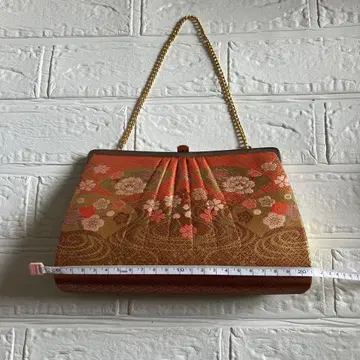 꽃무늬 자수 오렌지 계열 일본 의류용 백