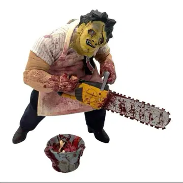 악마의 제물 레더페이스 피규어 Mezco