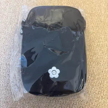 MARY QUANT 숄더백 블랙