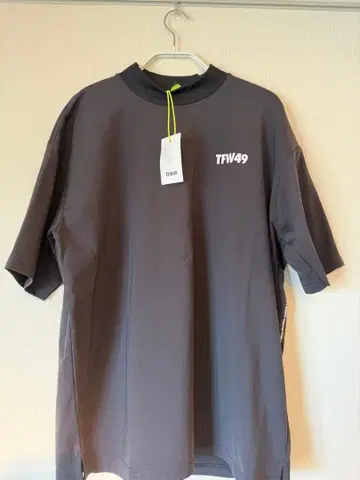 [ 미사용 새상품 ] TFW49 반팔 셔츠 L 사이즈