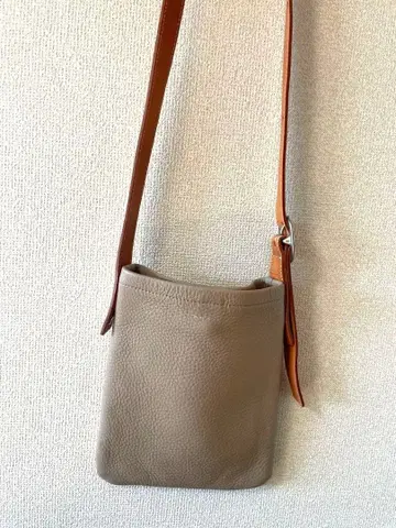 숄더백 핸더 스킴 Hender Scheme