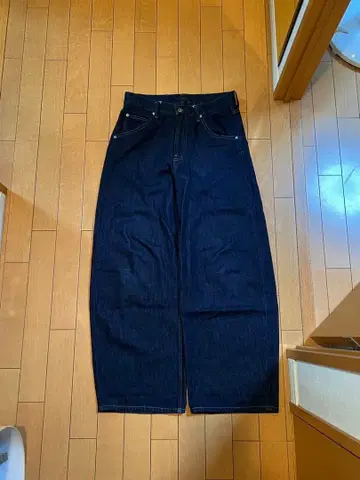 UNIQLO 배기 커브 진스 숏 기장 26