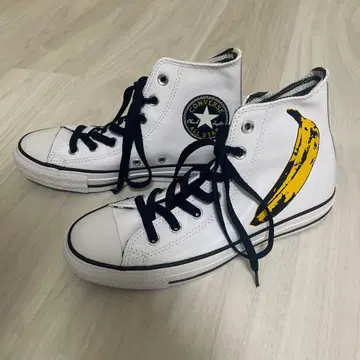 [레어] CONVERSE 바나나 프린트 스니커즈 24cm