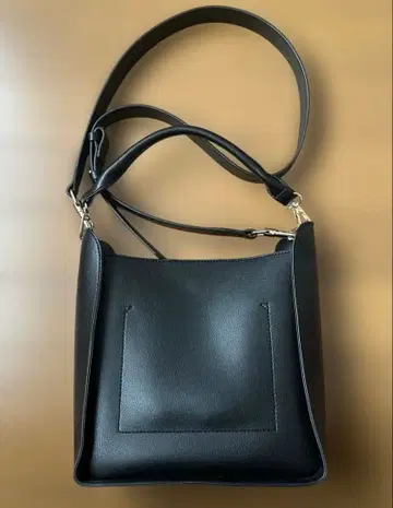 원 핸들 와이드 숄더백 NANO universe