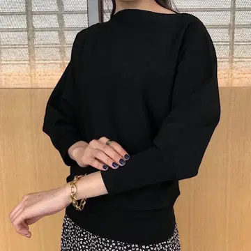 Demi-Luxe BEAMS / 라인 돌먼 9부 소매 니트 15,400엔