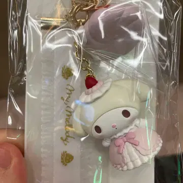 마이멜로디 키링 딸기 휘핑