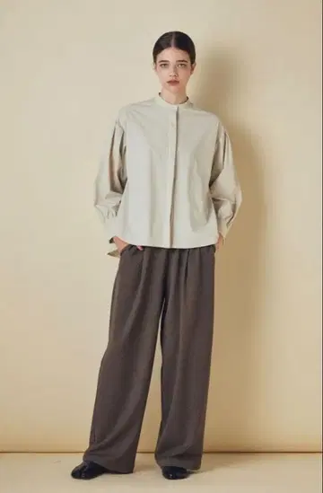 밴드 카라 블라우스