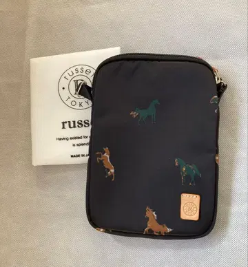 russet 스마트폰 숄더백 홀스 무늬 프린트