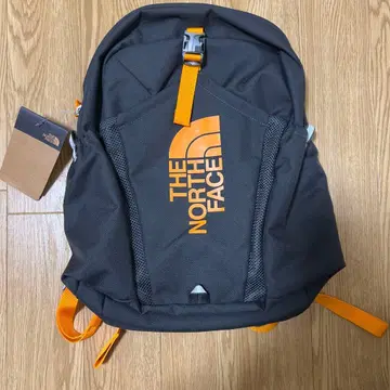 The North Face 백팩 블랙과 오렌지