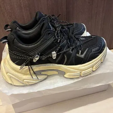 west boy 통굽 대드 스니커즈 블랙