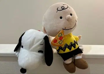 스누피 티슈 케이스와 찰리 브라운 봉제 인형 세트
