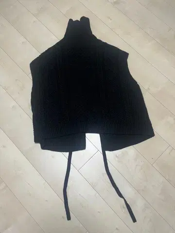 블랙 터틀넥 니트 베스트 F 사이즈