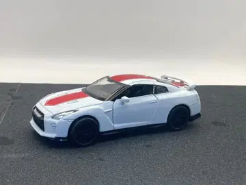 Nissan GT-R 미니카 1:42 R35 기념일