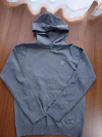 새상품급 세인트 앤드류스 여성용 니트 후디 사이즈 L