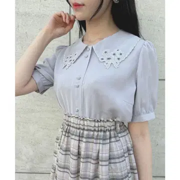 Fint 자수 반팔 블라우스 퍼플