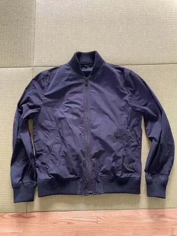 무인양품 네이비 MA-1 자켓 M 사이즈