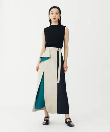 UNITEDTOKYO 유나이티드 도쿄 워프 콤비 타이트 스커트