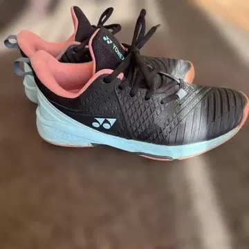 YONEX 테니스화