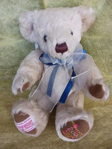 영국 멜리소트사 2002년 테디베어