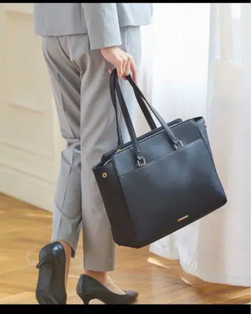 새상품급 허니즈 A4 토트백 PC 파우치 포함 블랙