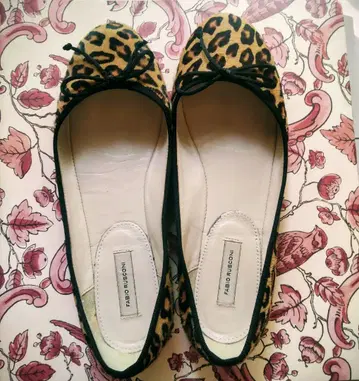 레오파드 무늬 파비오 루스코니 레오파드 발레 슈즈 36.5