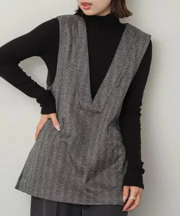 [ 새상품급 ] 센스 오브 플레이스 어반 리서치 저지 멜톤 V넥 베스트