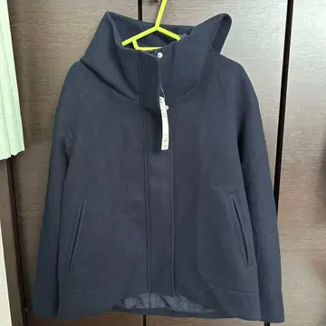 지유 코지 멜톤 숏 후디 코트 네이비 미사용 새상품